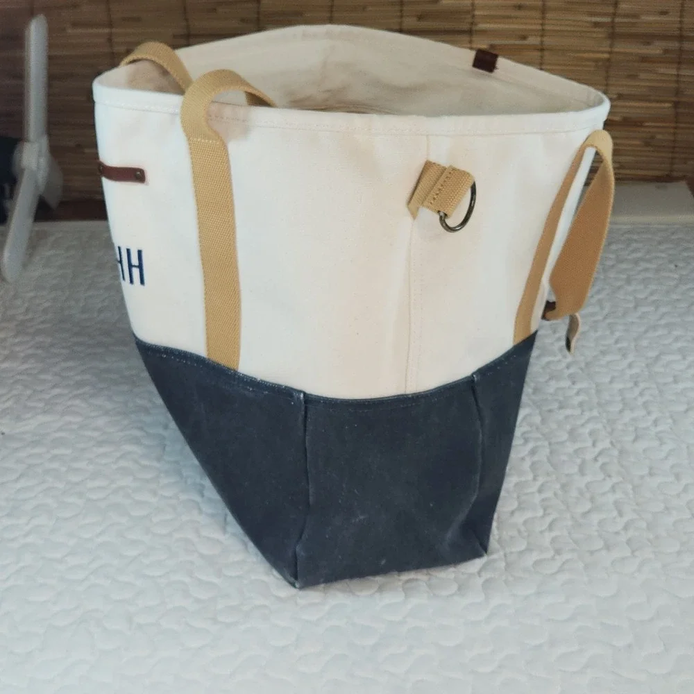 L L Bean Nor'easter Tote Navy/Creme Weather Resistant Boat Bag/Strap  CLEAN BIG